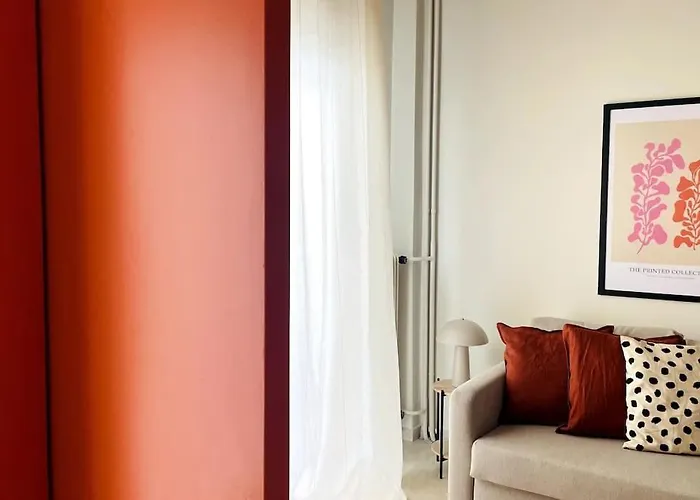 Cybele Downtown * ヴォロス